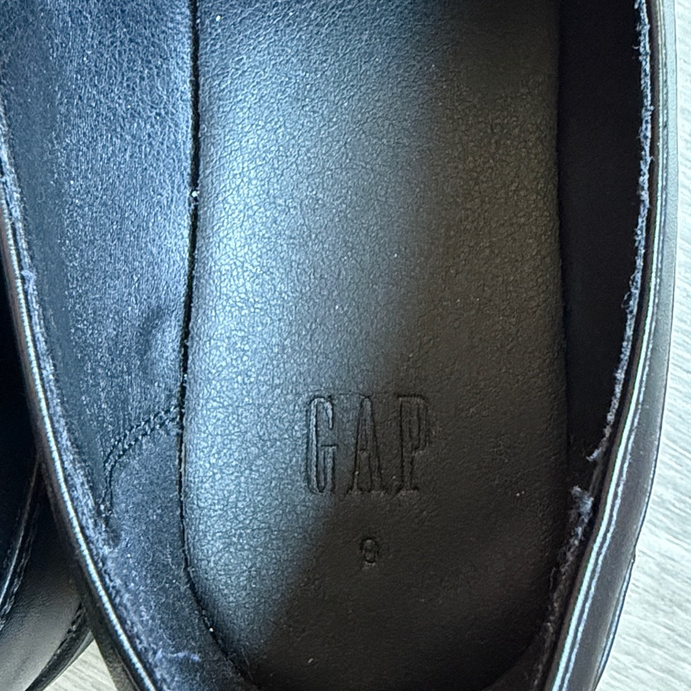 Gap black loafers, size 9 - Picture 2 of 7